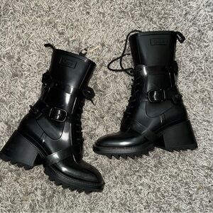 authentic Chloe Betty boots w/ detachable harness